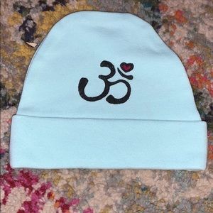Om infant hat